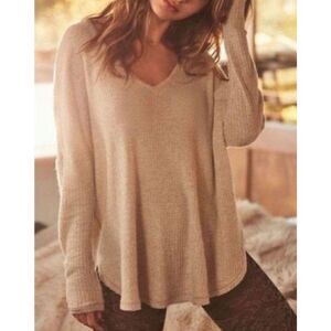 Out From Under Urban Outfitters Oversized Waffle V-Neck Top Beige Size S Cozy